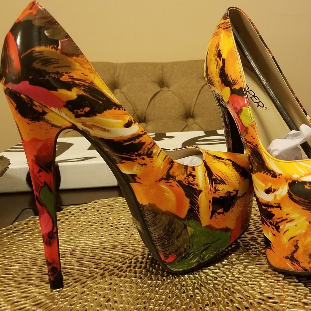 Tropical Print High Heel Platform Pump